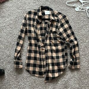 Black/brown plaid flannel